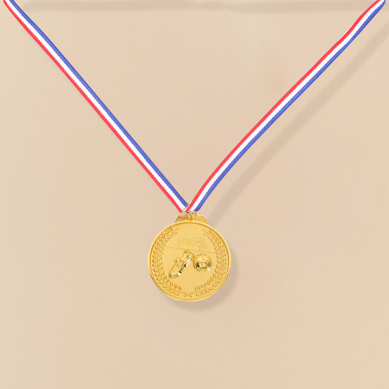 3 tk jalgpallimängu auhinnaauhind