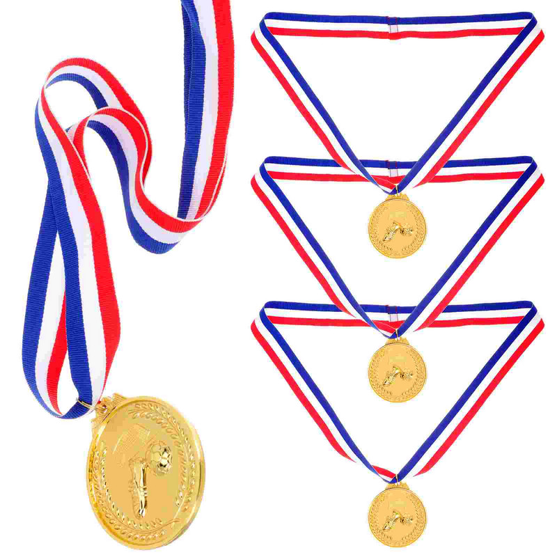 3 tk jalgpallimängu auhinnaauhind