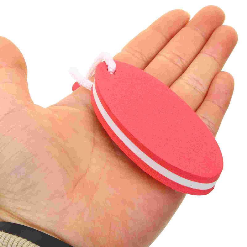 7 db Sportajándék Szörfdeszka Medál Kulcstartó Vízisport Lebegő Kulcstartó Tároló