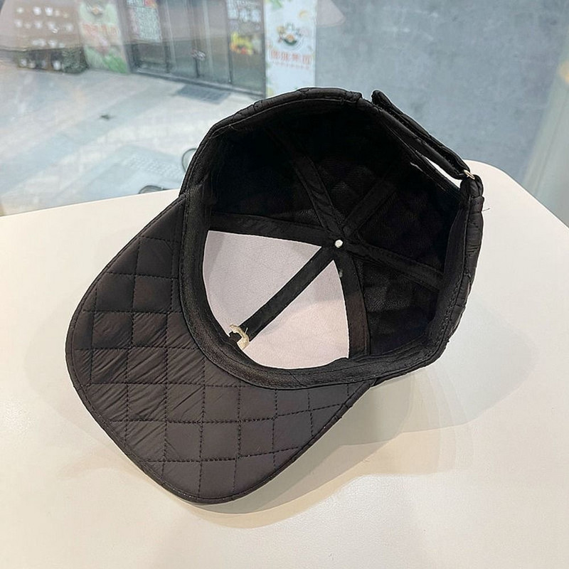 Zimska puhasta pamučna karirana topla bejzbol kapa s izvezenim C-slovom Ležerni jednostavni šeširi za žene Šešir na preklop Ženska hip hop kapa