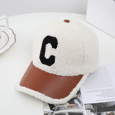 Őszi Tél C betű báránygyapjú baseballsapka divatos apa sapka Snapback melegen tartó sapkák férfiaknak unisex