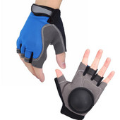 1 Paar korvpallipalli kontrollivad laskmistreeningu abistavad spordikindad