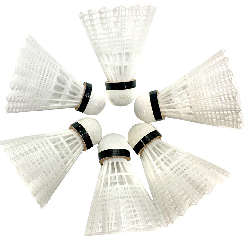 Suure stabiilsuse ja vastupidavusega nailonist sulgpalli süstikpallid siseruumides ja välistingimustes kasutatavate sporditreeningupallide PR-müük