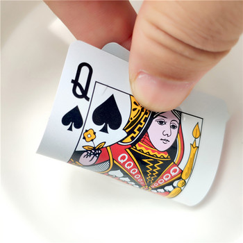 Комплект за покер PVC Нов модел Пластмасови водоустойчиви карти за игра на карти за игра Покер карти Настолни игри 58*88 мм карти