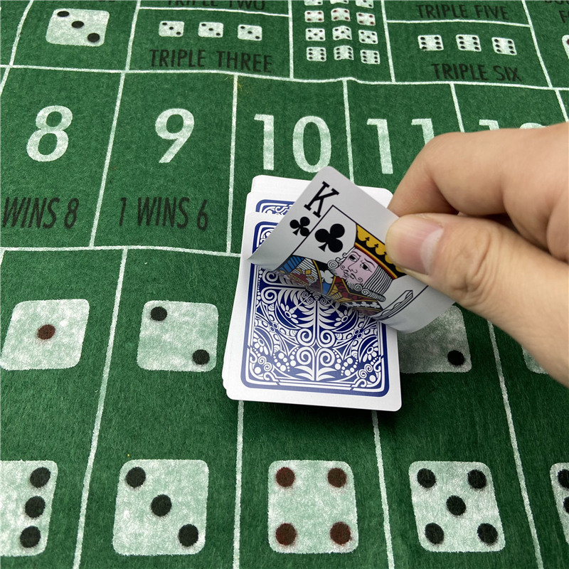 1 buc Cărți de joc Cărți de joc din plastic Cărți de joc rezistente la apă Poker Interior Divertisment de familie Jocuri de masă Joc Baralho