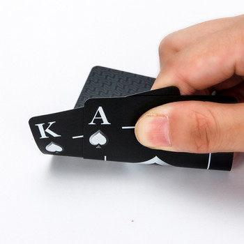 Σετ 55 καρτών Μαύρα πλαστικά τραπουλόχαρτα Black Elf Poker Κάρτες πόκερ διασημοτήτων Αδιάβροχο χαρτί παιχνιδιού ή μεταλλικό κουτί