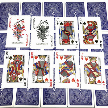 1 комплект китайски пекинска опера покер карти с дървена кутия Класическа колекция Настолна игра Карти за игра Подаръци L706