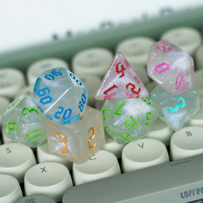 Poludie 7db/szett DND kocka szettek Új fehér csillogó poliéderes kocka D4 D6 D8 D10 D% D12 D20 szerepjátékos társasjátékos RPG kockákhoz