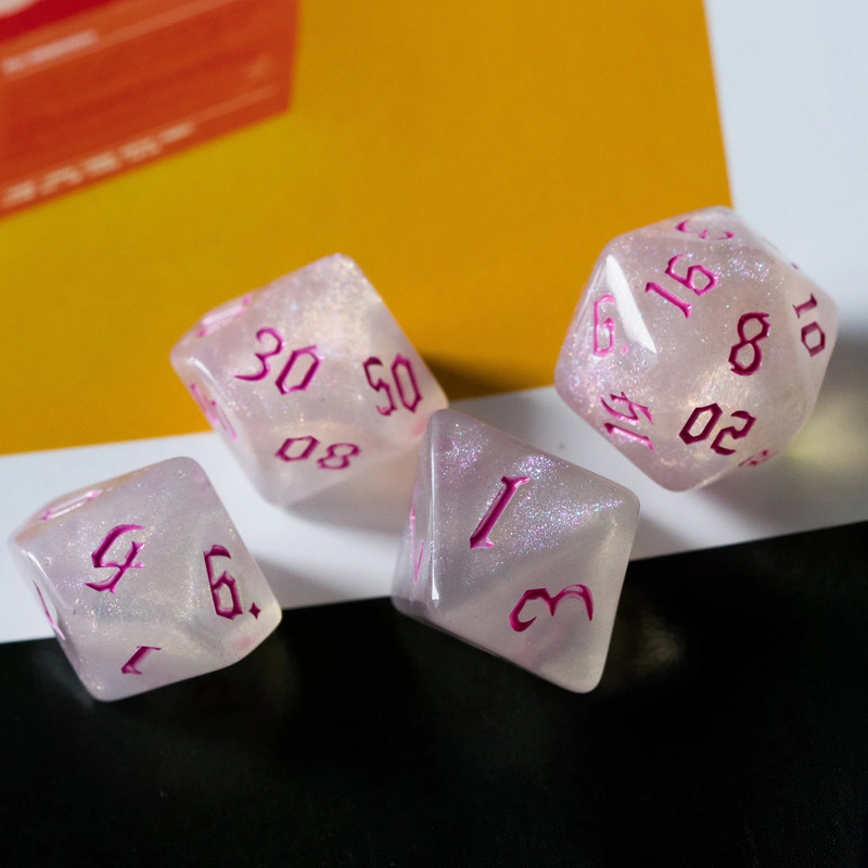 Poludie 7db/szett DND kocka szettek Új fehér csillogó poliéderes kocka D4 D6 D8 D10 D% D12 D20 szerepjátékos társasjátékos RPG kockákhoz