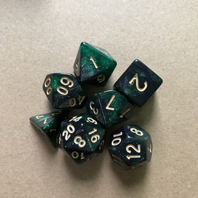 7tk/komplekt Lauamäng Mitmevärviline mitmetahuline mitmetahuline mängutäring Dungeons`ile ja draakonile DND RPG MTG 4 6 8 10 12 20 D4-D20
