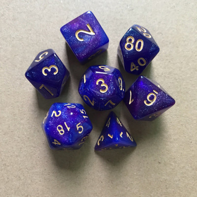 7tk/komplekt Lauamäng Mitmevärviline mitmetahuline mitmetahuline mängutäring Dungeons`ile ja draakonile DND RPG MTG 4 6 8 10 12 20 D4-D20
