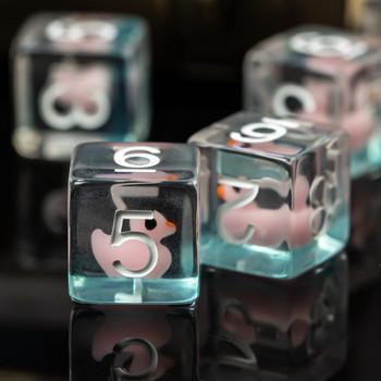 7Pcs D6 Dice 6-странни 16 mm зарове кубични стандартни зарове за игра, пълни с розово пате за настолни игри и преподаване на математика