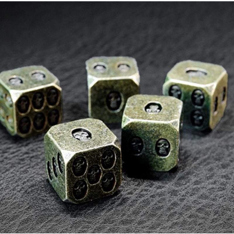 1 tk DND D6 tume kolju metallist täringud 6 küljega täringutega Warhammer RPG mängud valikuotsustusmängud D&D täringud metallist MINI PLANET