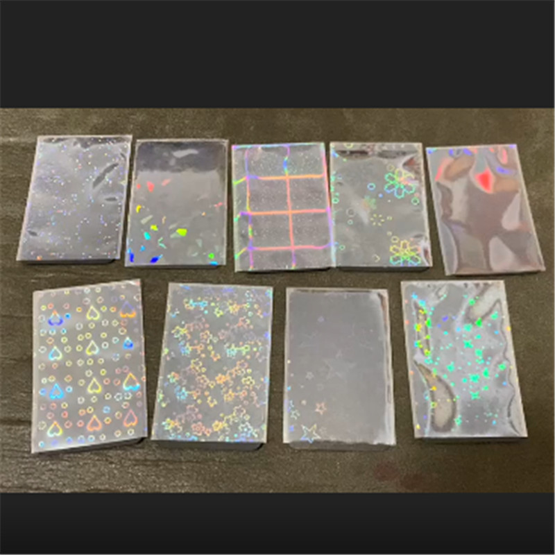 50 τμχ/Παρτίδα Foil σε σχήμα καρδιάς Επάνω μανίκια φόρτωσης λέιζερ για επιτραπέζια κάρτα παιχνιδιών YGO Προστατευτικό φωτογραφιών Κάλυμμα εμπορικών καρτών