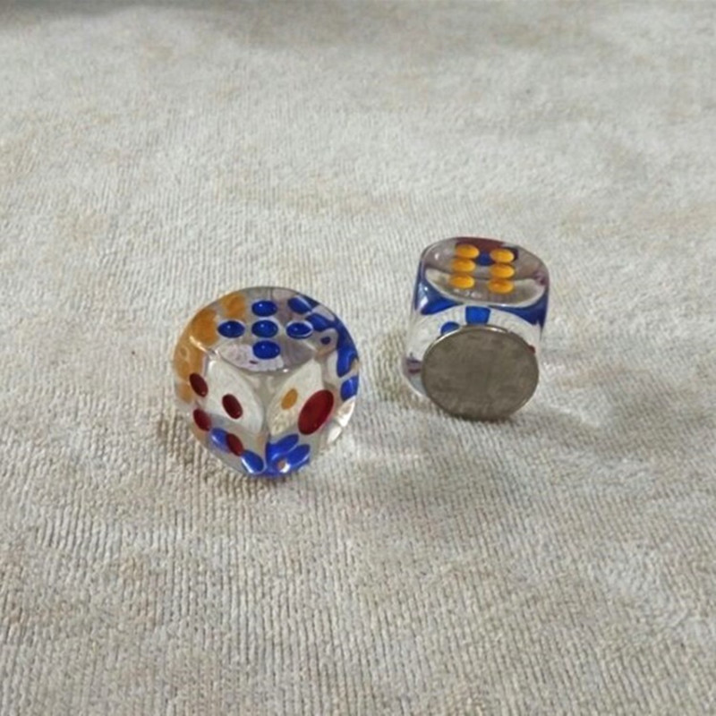 2 tk/läbipaistev täring, 30 mm suur lendav malemänguasi täringupulk KTV dekoratiivne kristallist täring lõbutsemiseks ja dekompressiooniks