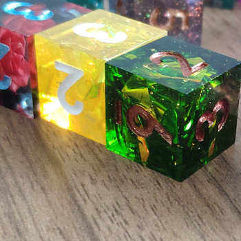 Mini Planet DND D6 Зарове, ръчно изработени от смола, 6-странични зарове с остри ръбове, многогранни цветни зарове за ролеви настолни игри Dice D&D