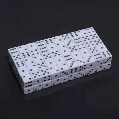 100 tk/partii täringukomplekt 10 mm standardne kuuepoolne täisnurkne mängutäringu otsustaja sünnipäevapidude lauamäng Akrüülist täringud hulgimüük