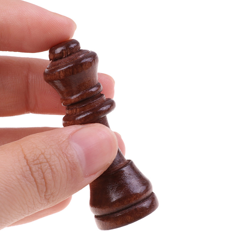 32 vnt medinių šachmatų figūrėlių komplektas Chessmen International Word šachmatų rinkinys Šachmatų figūrėlių pramogų priedai stalo žaidimų rinkinys