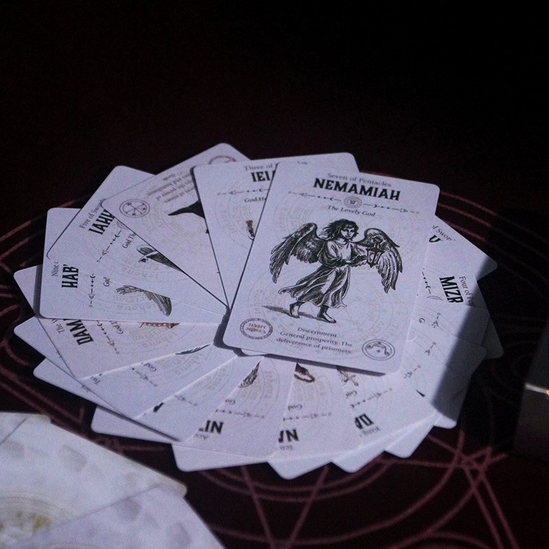 Nova karta Tarot Oracle Puna engleska verzija Gothic Word Light Seers Špil karata Stolna igra Zabavna društvena igra Poklon