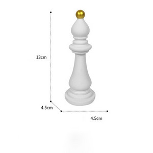 Retro šachmatų statula Dervos šachmatų figūrėlė Retro namų puošmena Papuošalai Minkšta apranga piktadarys šachmatų figūrėlė skulptūra Prabangūs šachmatai