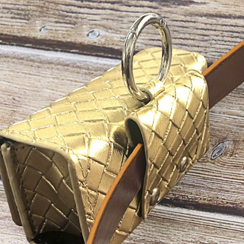 Minigolf labdatáska, hordozható fonott csíkos bőr golflabda tárolótáska 2 labda tárolására alkalmas golflabda deréktáska sporttartozékok