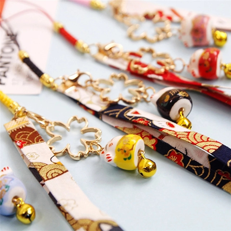 Kawaii каишки за мобилен телефон Чар Lucky Cat Ключодържател Връзка за iPhone Къса каишка за мобилен телефон Въже Въжета Сладка мобилна висулка