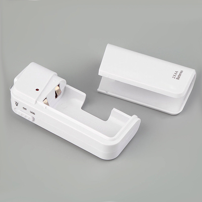 Мини джобно универсално 2 AA батерии USB зарядно устройство Power Bank Кутия за iPhone Пътуване Спешно зарядно за мобилен телефон Сигурност