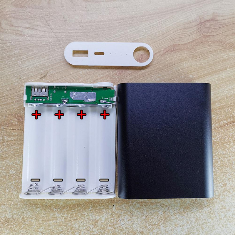 Brzo punjenje Izdržljivo javno mjesto Type-C bez lemljenja 4-cell 18650 baterijsko kućište Mobile Power Bank for Business