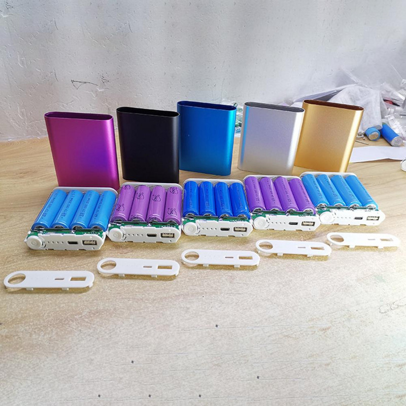 Brzo punjenje Izdržljivo javno mjesto Type-C bez lemljenja 4-cell 18650 baterijsko kućište Mobile Power Bank for Business