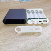 Praktično ergonomsko 4-ćelijsko 18650 baterijsko kućište za napajanje mobitela s visokom stopom pretvorbe Poslovno kućište za napajanje mobitela od aluminijske legure