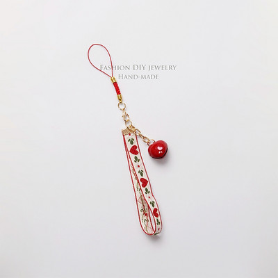 Aranyos japán telefonszíj zsinórok iPhone-hoz Samsung Strawberry Heart Bell Decor Mobiltelefon szíj Kötelek Telefontartozékok