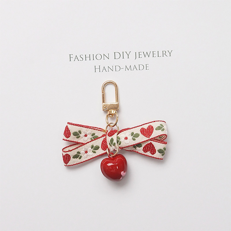 Slatke japanske trake za telefonske trake za iPhone Samsung Dekor zvona u obliku srca jagode Remen za mobitele Uže Dodaci za telefone