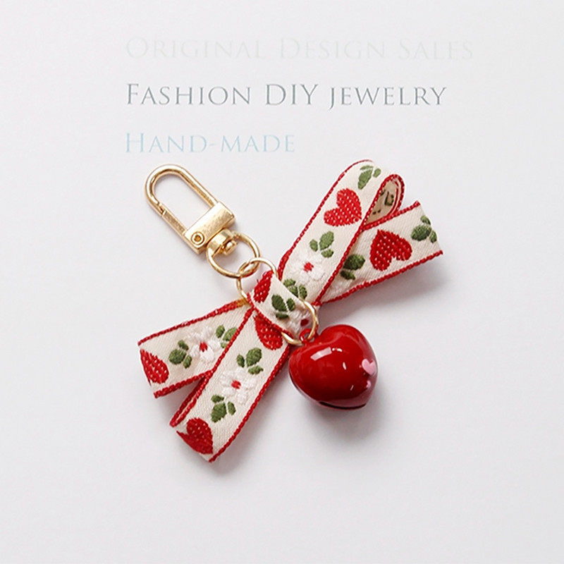 Slatke japanske trake za telefonske trake za iPhone Samsung Dekor zvona u obliku srca jagode Remen za mobitele Uže Dodaci za telefone