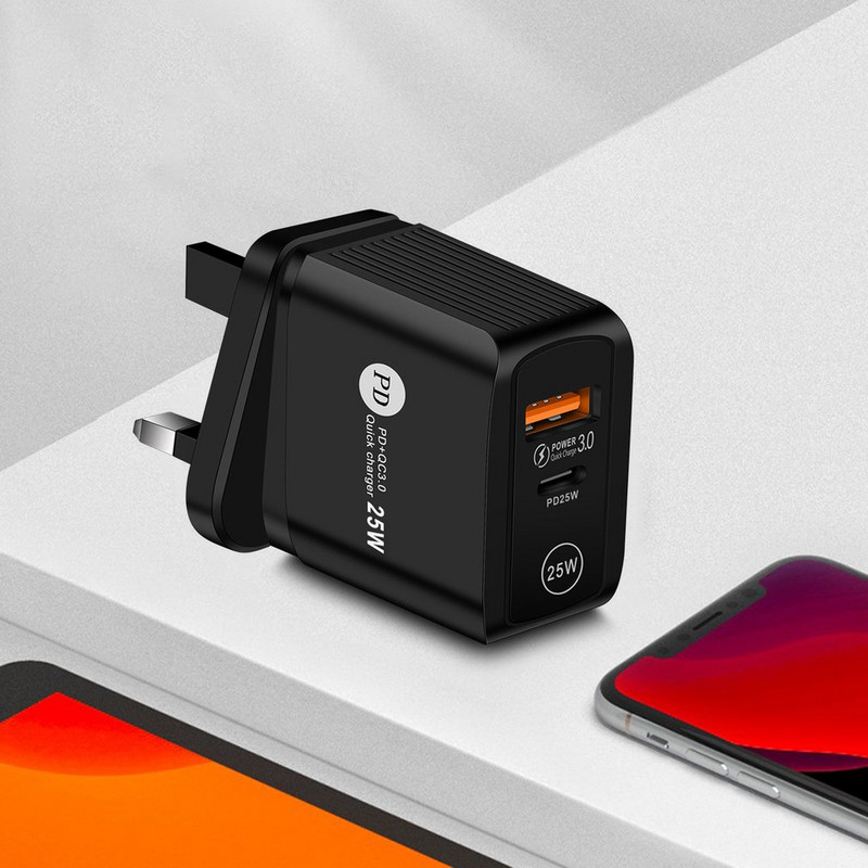 Vrući 25W PD brzi punjači USB telefonski punjač Pretvarač Tip C QC 3.0 Adapter za brzo punjenje Dodaci za mobilne telefone EU/US/UK utikač