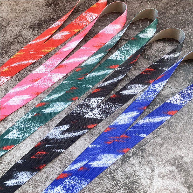 Kivehető pánt a telefon bájhoz Kulcstartó Zsinór azonosító jelvénytartók kulcstartó Telefon tartozékok Nyakpántok kulcstartóval