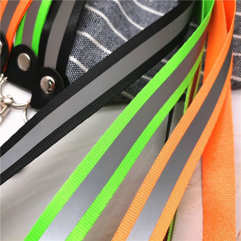 Μονόχρωμο αντανακλαστικό κορδόνι με λωρίδα για κλειδιά Θήκη USB ID Κάρτα κάρτας Όνομα Σήμα ιμάντες κινητού τηλεφώνου Μεταλλικό κλιπ κορδόνι