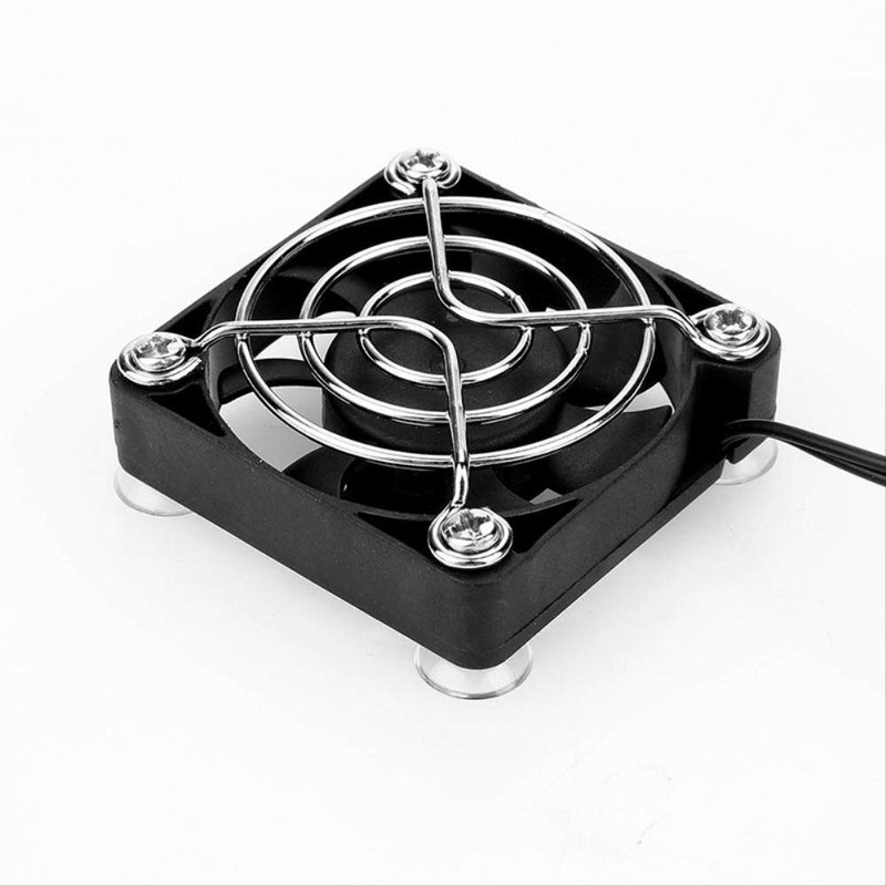 Univerzális hordozható mobiltelefon-hűtő USB-hűtőpad hűtőventillátor-játékpad játék-lövőjáték némítás radiátor vezérlő hűtőborda