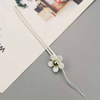Snur pentru telefon mobil Snur pentru încheietură scurtă Desene animat cu flori mici Snur pentru telefon mobil țesut manual cheie portabilă Curea anti-pierdere