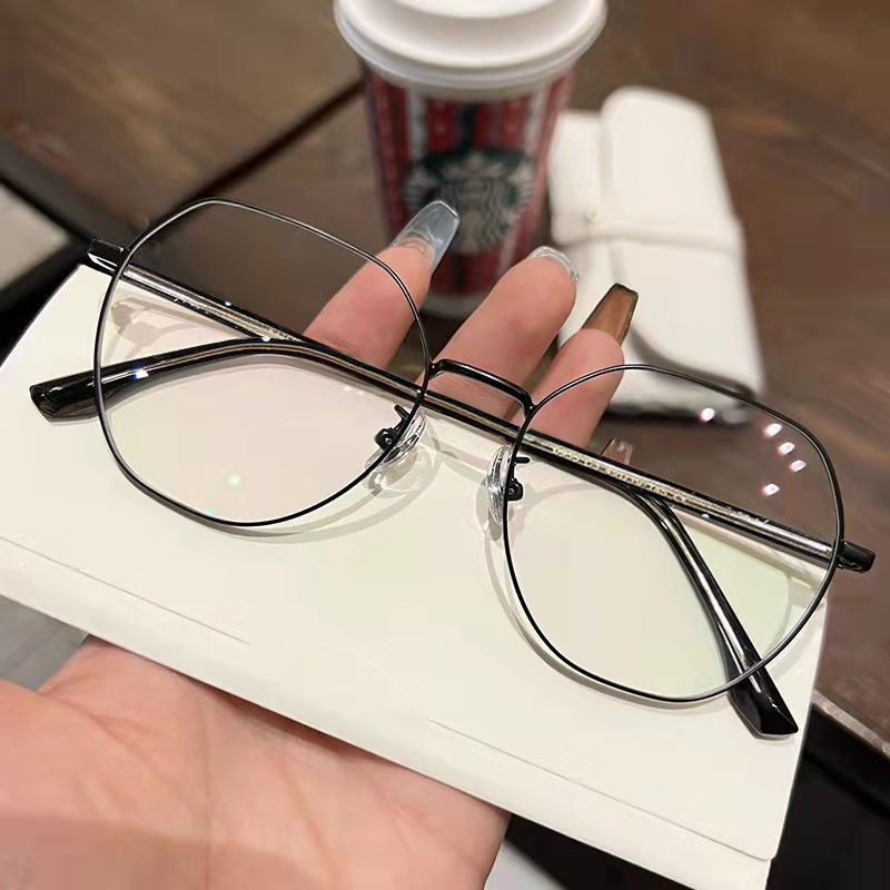 Ovális antikék világos fém lapos tükör kerek arcú és kis kék fényt blokkoló, sima arcú számítógépes szemüveggel rendelkező nők számára