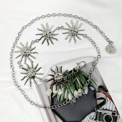 Harajuku Punk Hold Fém Övek Női Vintage Magas derekú Lánc Deréköv Gótikus Hold Nap Sliver Medálos Övek Női