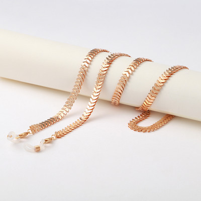 Divat Fém Szemüveglánc Arany Love Heart Napszemüveg Lánctartó Nyakpánt Arc-Maszk Zsinóros Szemüvegek Láncékszerek Női