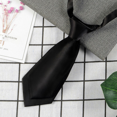 Lips Polüester Meeste naiste särgid Üliõpilaste koolivormi karjäär Lihtne kahekihiline lühike väike lips Klassikalised trendikad kingitused