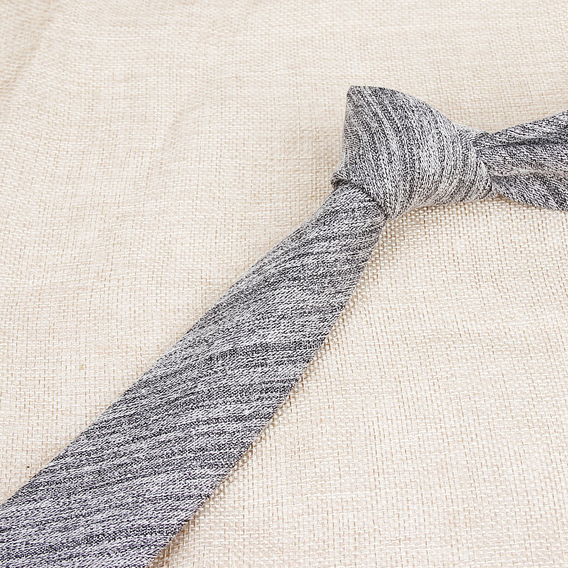 Divat márkájú nyakkendők Klasszikus férfi fekete sötétkék rózsaszín esküvői karcsú nyakkendők csíkos keskeny nyakkendő férfiaknak esküvői öltönyök piros nyakkendők