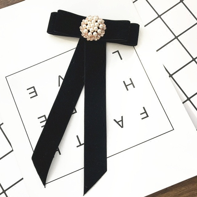 Vintage csokornyakkendő bársony női fej gyémánt szalag bojt bross elegáns lányok elegáns ékszer gallér kitűző lány nyakkendő ajándék férfiaknak