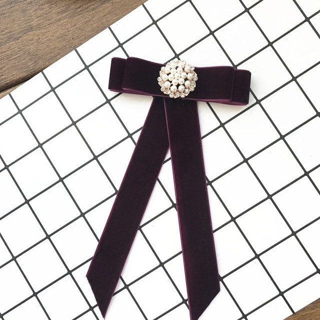 Vintage csokornyakkendő bársony női fej gyémánt szalag bojt bross elegáns lányok elegáns ékszer gallér kitűző lány nyakkendő ajándék férfiaknak