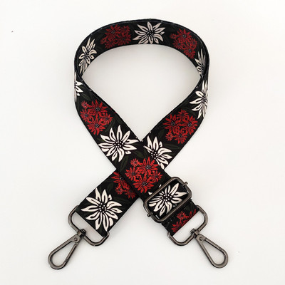 Kontrasztos, világos vonalú csíkos táskapánt Női válltáska öv, állítható széles pántos táskarészek Női futártáska fogantyúja