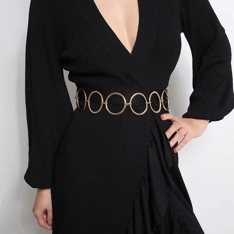 Divat női fém lánc öv Luxus márka nagy fém gyűrű derékpánt ruha kabát szoknya hölgy dekoratív arany ezüst derékpánt