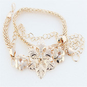 Ženski dizajnerski cvjetovi Zlatni pojas s lancem oko struka Ženska haljina Metalni zlatni pojas za sunčanje Modni ženski luksuzni pojasevi