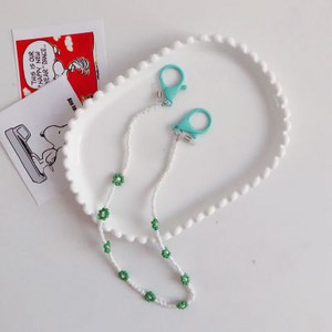 Novi mali svježi cvjetni lanac s maskom od perli i lančić za naočale