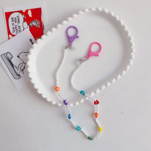 Novi mali svježi cvjetni lanac s maskom od perli i lančić za naočale